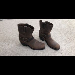 FRYE Boots Harness 8R